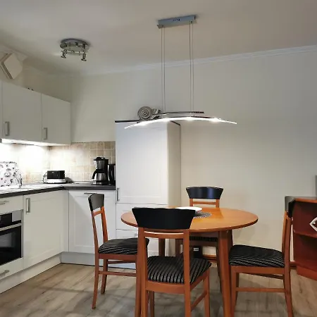 Strandvillen - Mit Meerblick, 2 Schlafzimmern Und Balkon Sv-761 *